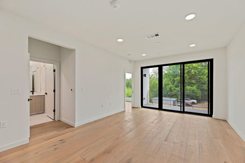 Tiny photo for 2209 S 1st ST #223, Austin, TX 78704 (MLS # 6268559)