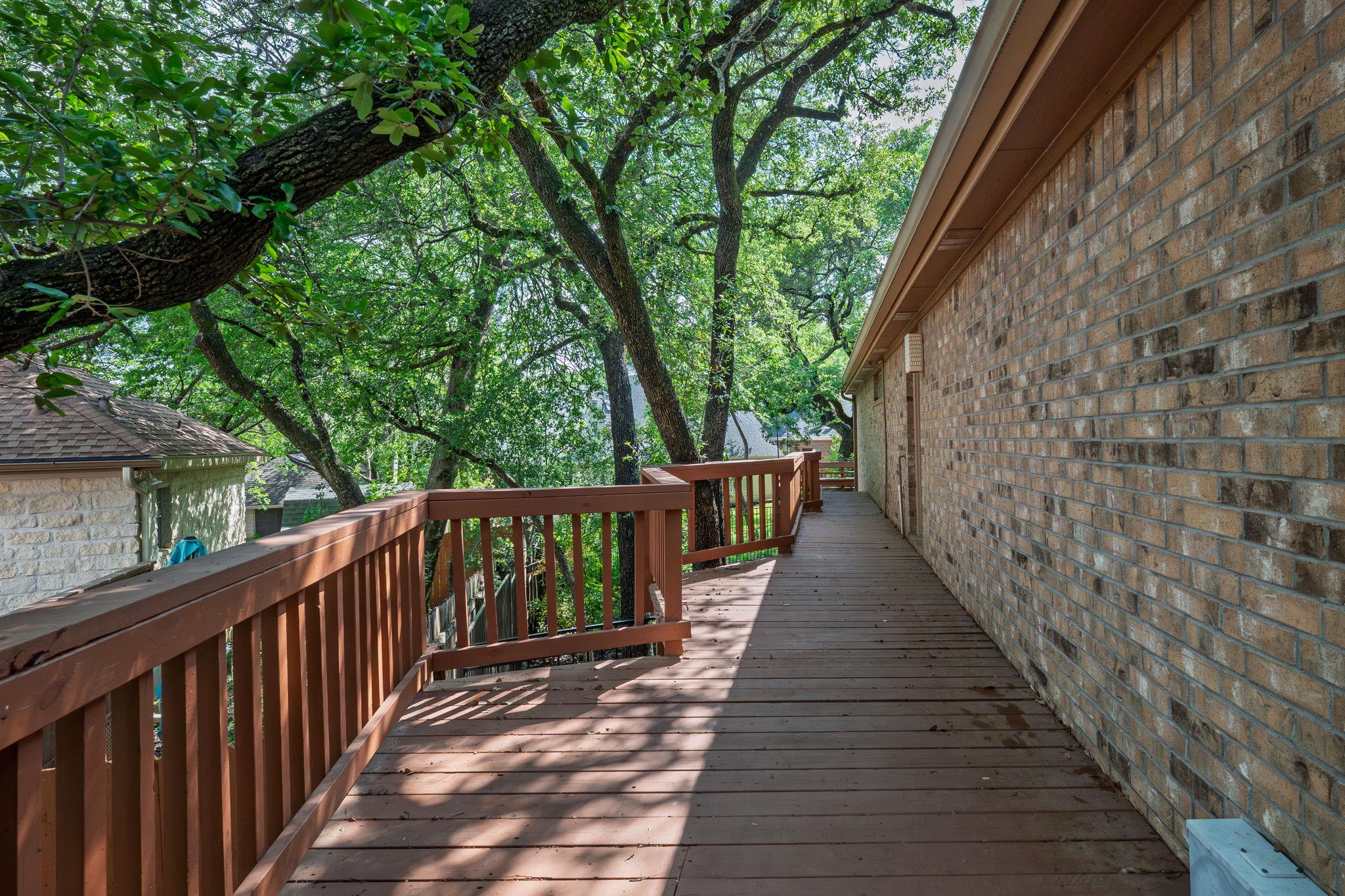 6411 Johanne CT