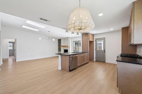 Tiny photo for 10424 Quail Ridge DR, Austin, TX 78758 (MLS # 9542538)