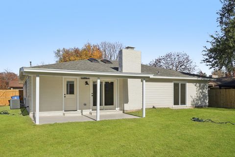 Tiny photo for 10424 Quail Ridge DR, Austin, TX 78758 (MLS # 9542538)