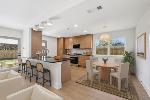 Tiny photo for 10424 Quail Ridge DR, Austin, TX 78758 (MLS # 9542538)