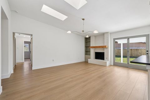 Tiny photo for 10424 Quail Ridge DR, Austin, TX 78758 (MLS # 9542538)