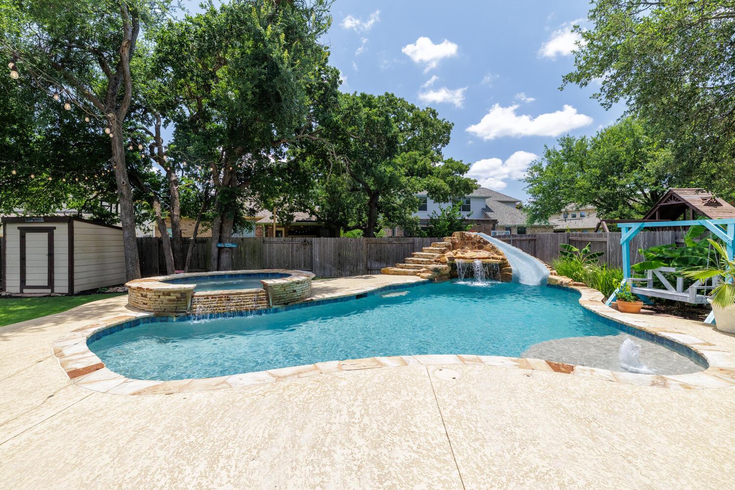 2843 Nolina LN