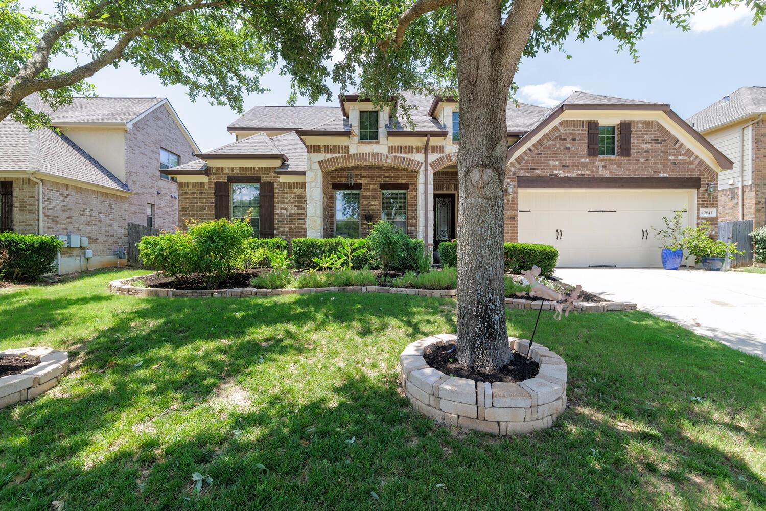2843 Nolina LN