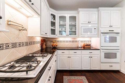 Tiny photo for 3408 Travis Country CIR, Austin, TX 78735 (MLS # 3582270)