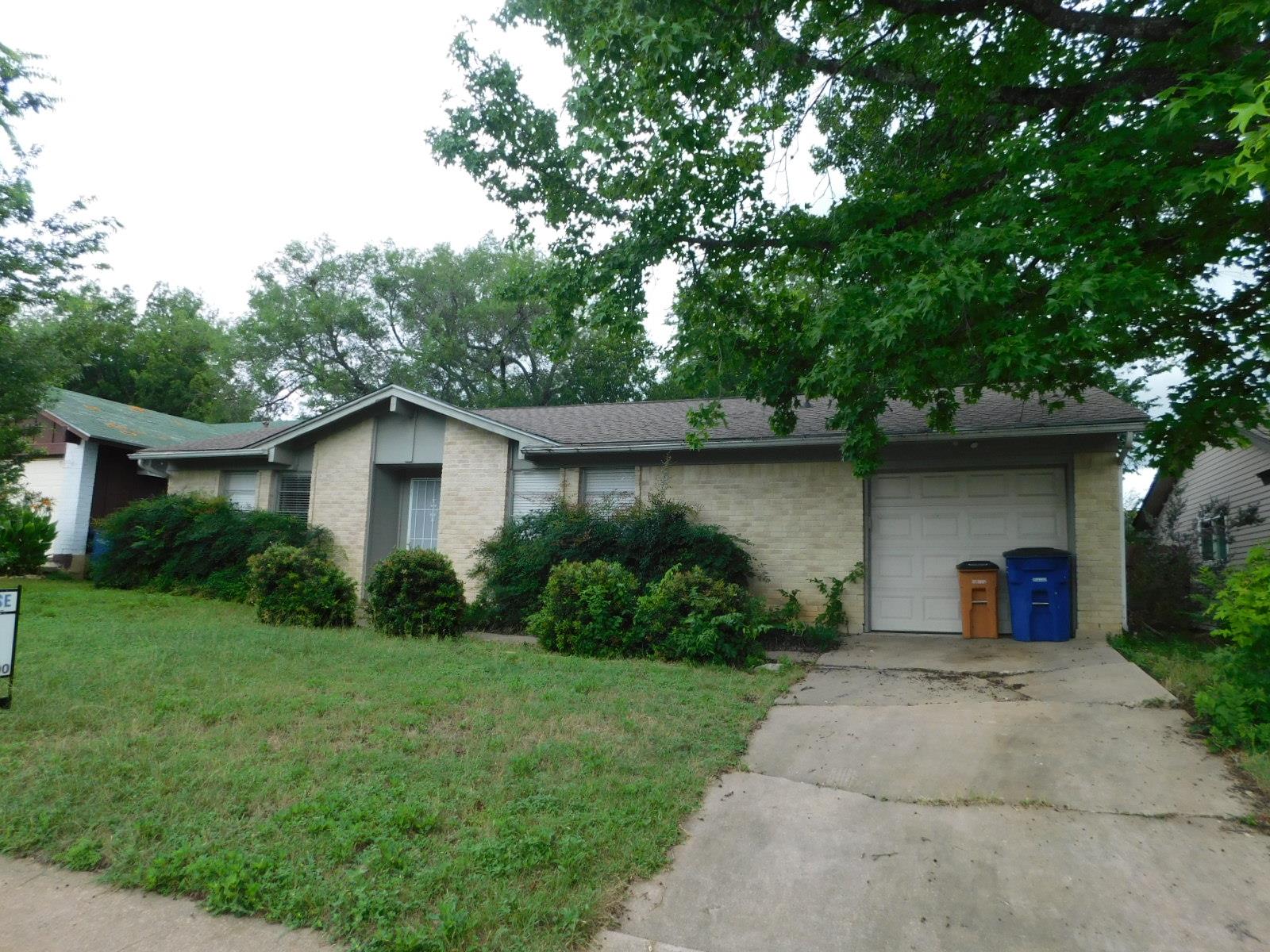 Photo 1 of 11 — 2513 Mcgregor DR, Austin, TX 78745