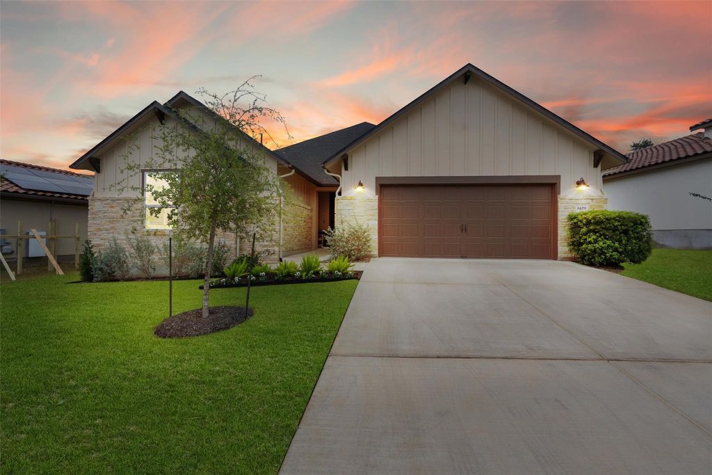 Photo of 1429 Dancing Oak LN, San Marcos, TX 78666 (MLS # 2348907)