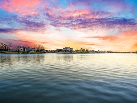 1602 Williams Lakeshore Kingsland TX 78639