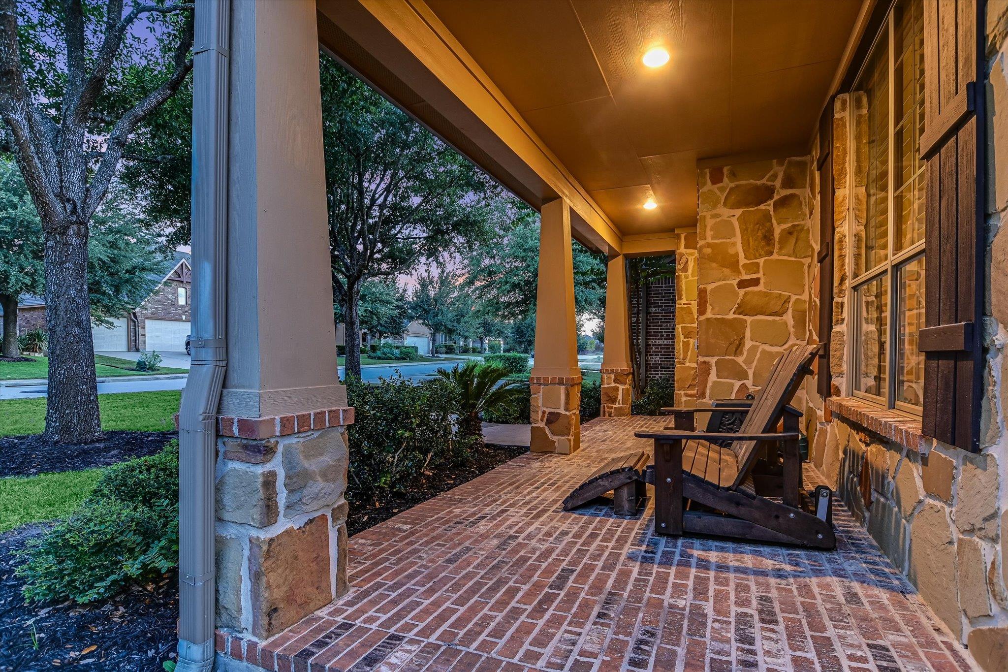 Austin, Texas 78738, United States, 4 Bedrooms Bedrooms, ,4 BathroomsBathrooms,Residential,Active,219437