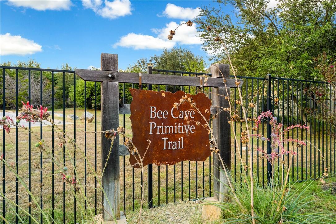 Austin, Texas 78738, United States, 4 Bedrooms Bedrooms, ,4 BathroomsBathrooms,Residential,Active,219437