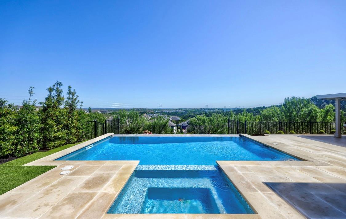 304 Ashburn CV