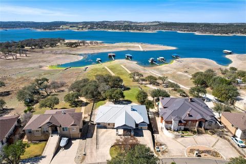 Photo of 610 Deckhouse DR, Point Venture, TX 78645 (MLS # 6172393)