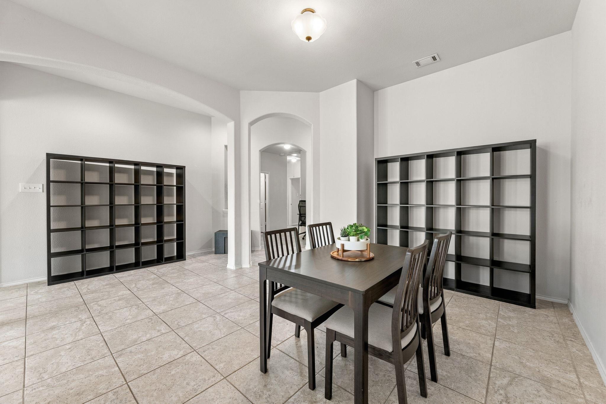 407 Chaparral DR