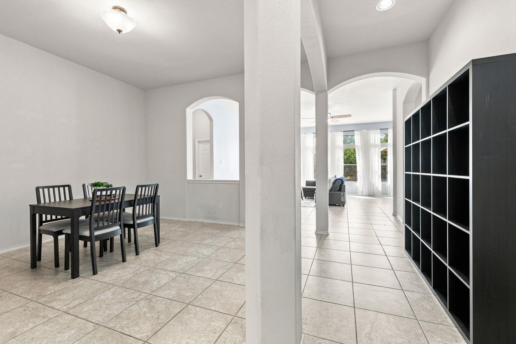 407 Chaparral DR