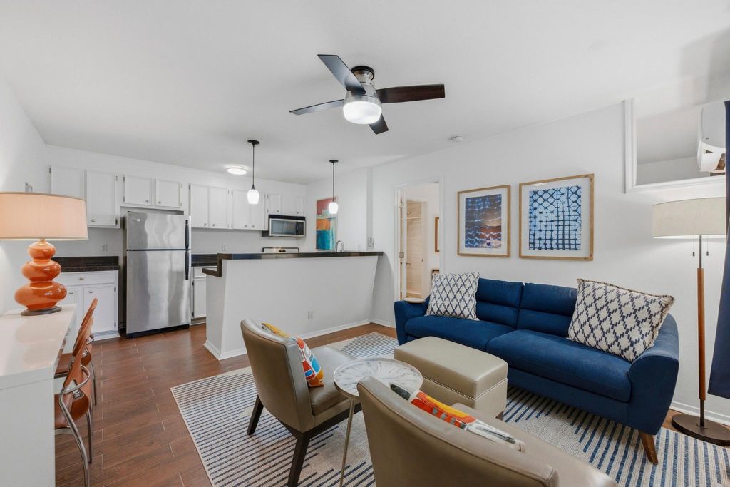 Photo for 304 E 33rd ST #11, Austin, TX 78705 (MLS # 4843372)