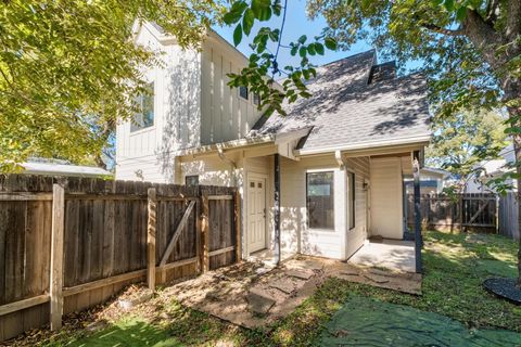 Tiny photo for 2209 Willow ST #B, Austin, TX 78702 (MLS # 9542057)