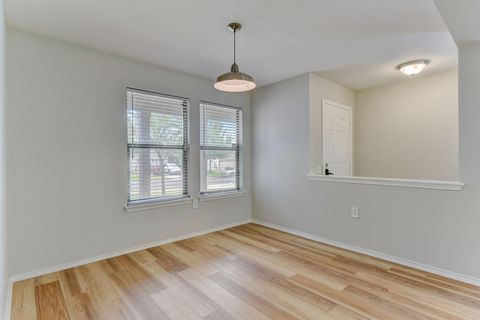 Tiny photo for 5111 N Hearsey DR, Austin, TX 78744 (MLS # 3041306)