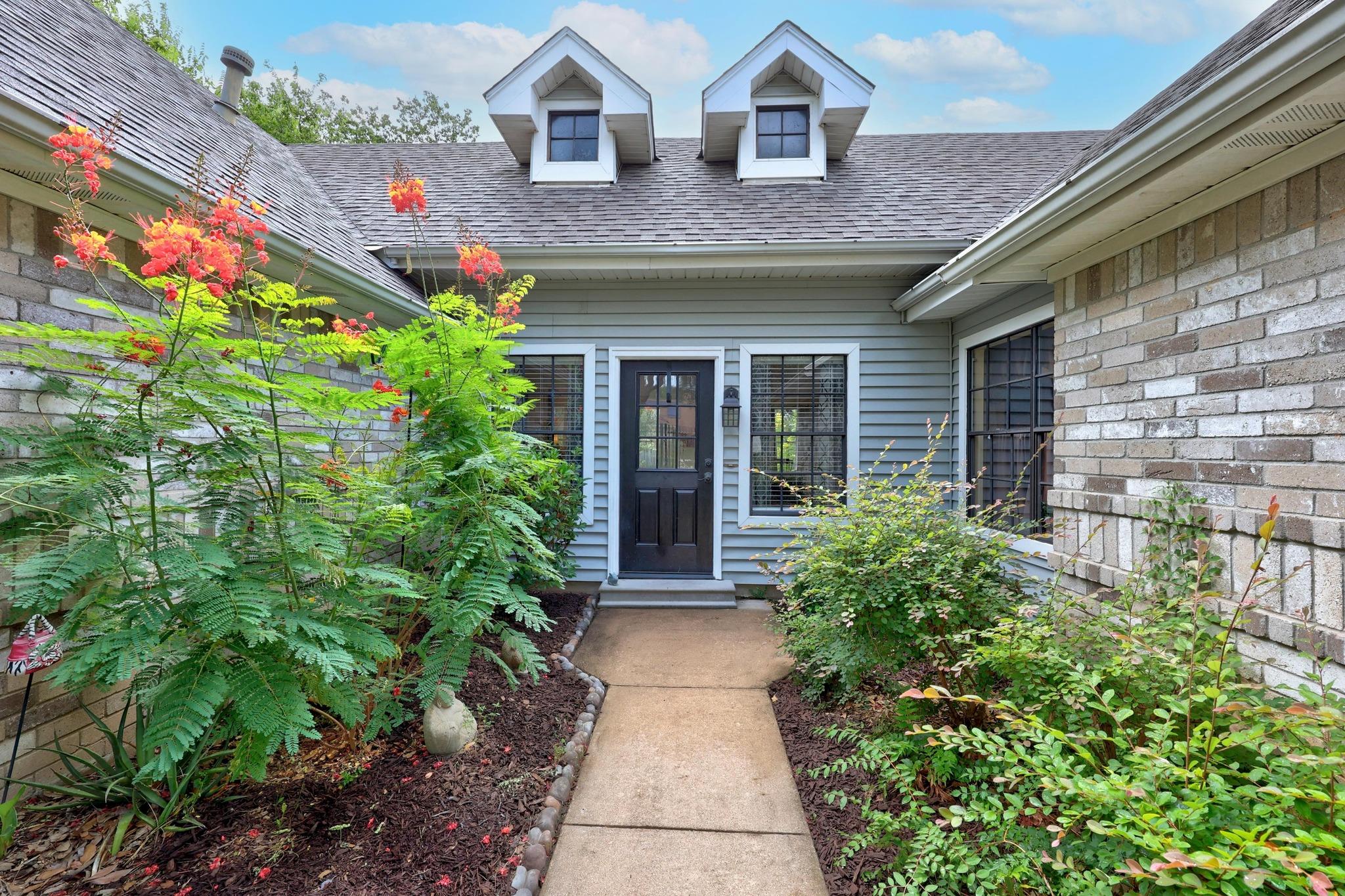11511 Autumn Ridge DR