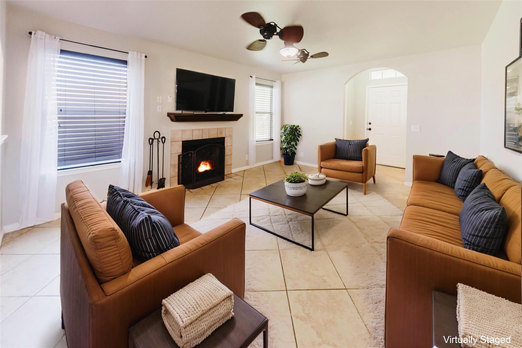 115 Hummingbird CT