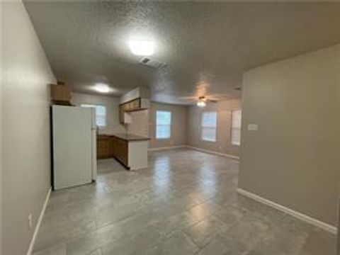 Photo of 1115 Brookswood Ave #B, Austin, TX 78721 (MLS # 2940669) Photo of 1115 Brookswood Ave #B, Austin, TX 78721 (MLS # 2940669)