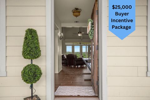 498 N County Line RD Elgin TX 78621