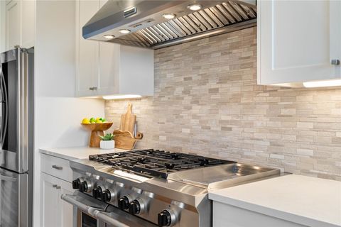 Tiny photo for 2902 Cedarview DR, Austin, TX 78704 (MLS # 8236895)