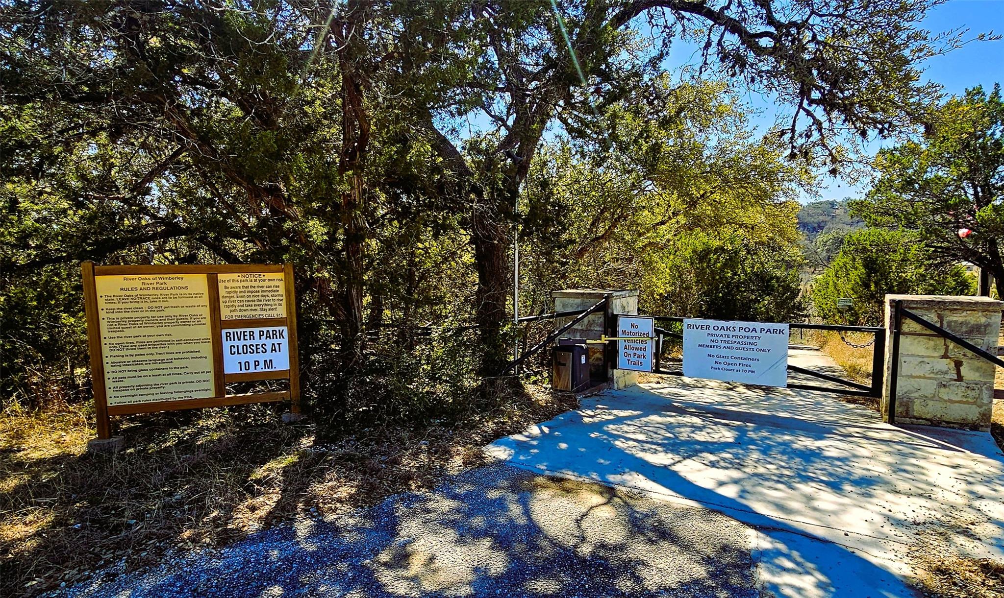 1009 Ridge Oak DR