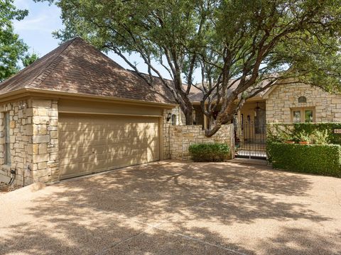 Photo of 402 Golf Crest LN, Lakeway, TX 78734 (MLS # 9865872) Photo of 402 Golf Crest LN, Lakeway, TX 78734 (MLS # 9865872)