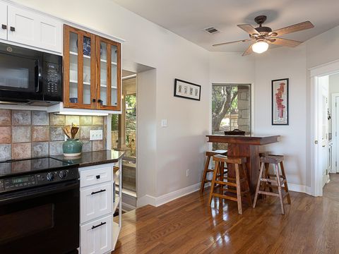 Tiny photo for 402 Golf Crest LN, Lakeway, TX 78734 (MLS # 9865872)