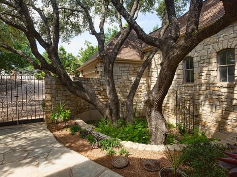 Tiny photo for 402 Golf Crest LN, Lakeway, TX 78734 (MLS # 9865872)