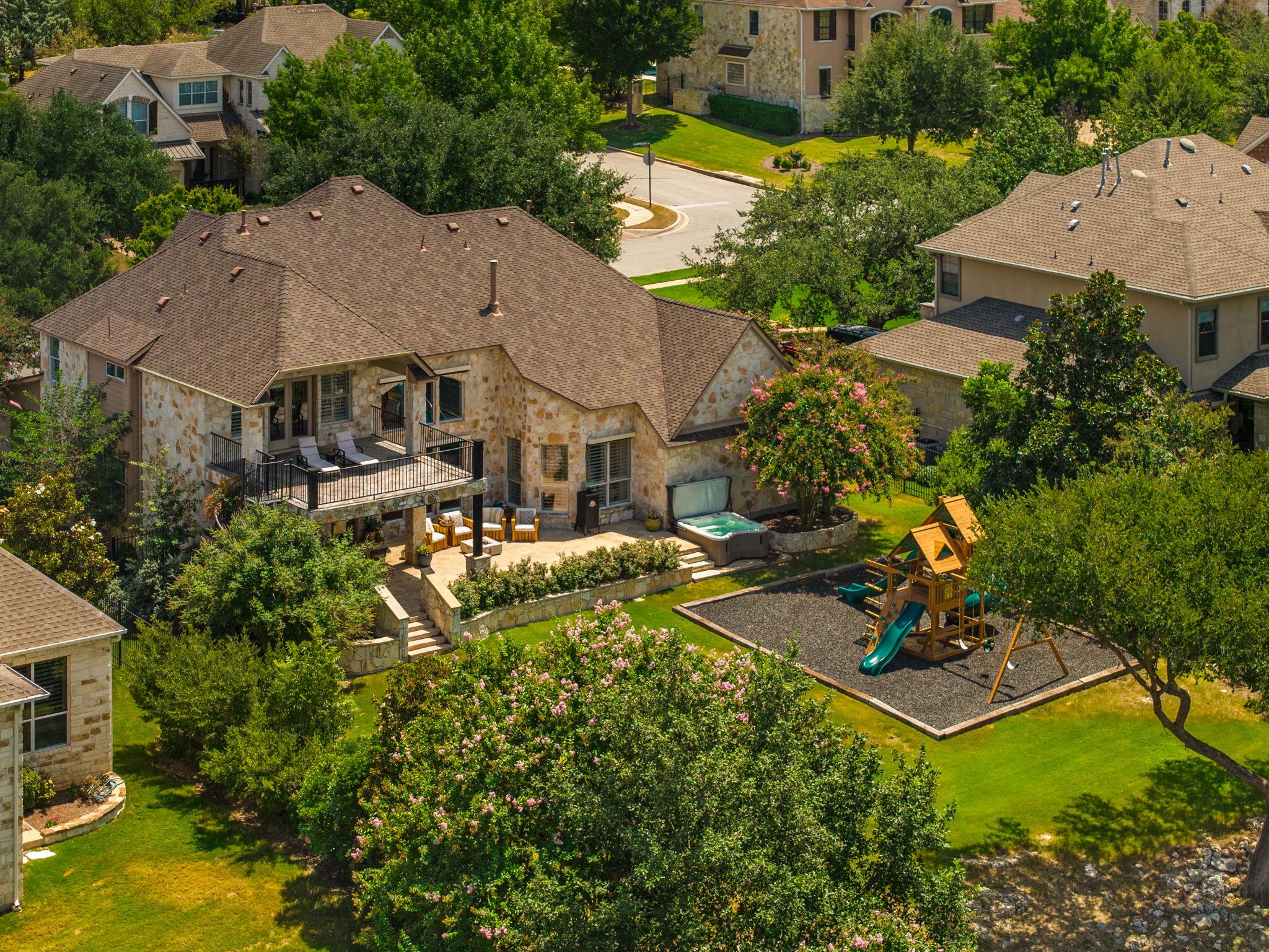 804 Lakewood Hills TER