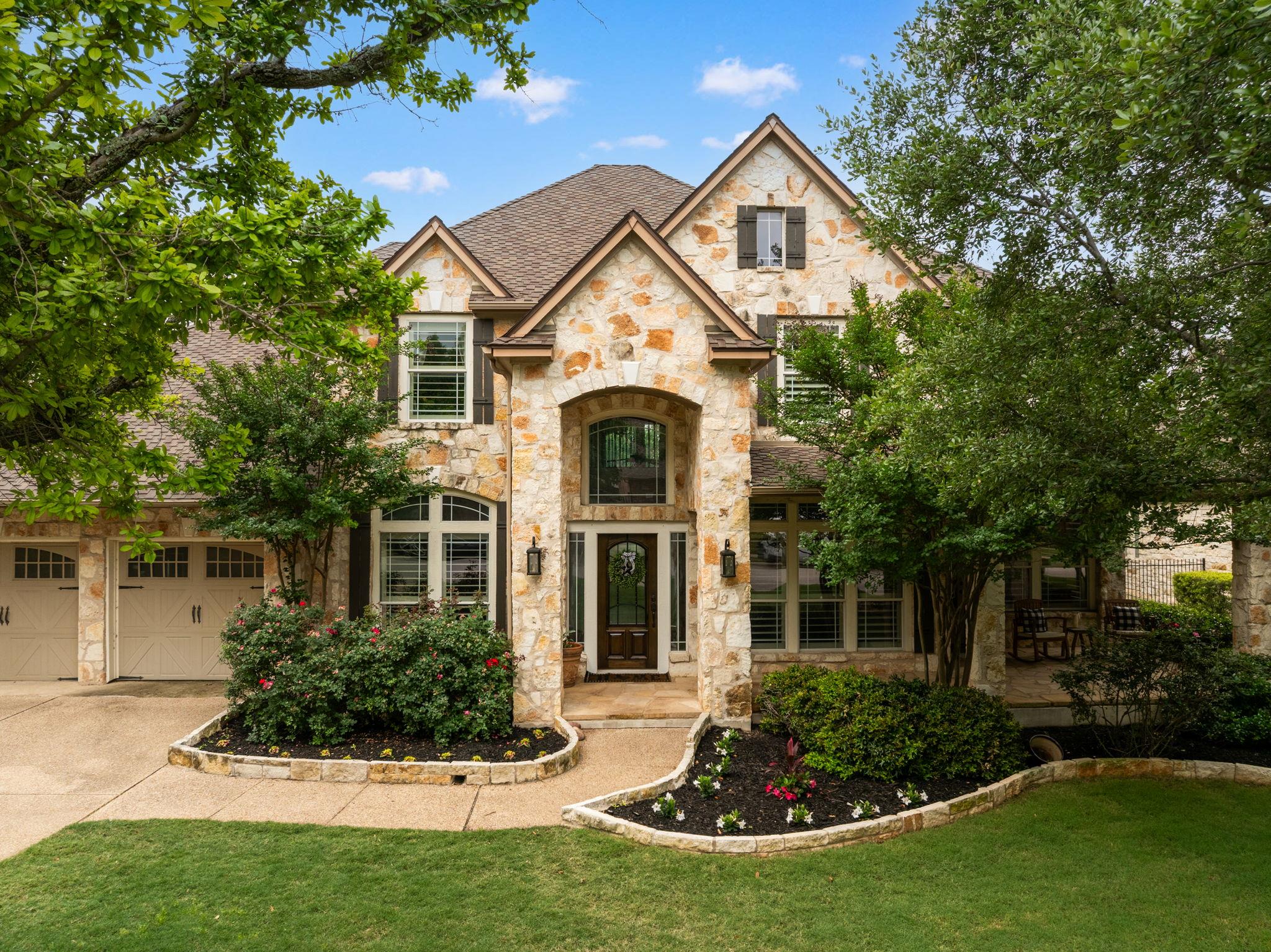 804 Lakewood Hills TER