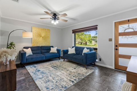 Tiny photo for 403 Gate Tree LN, Austin, TX 78745 (MLS # 9133969)