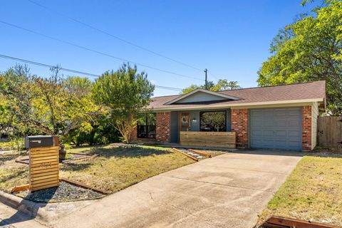 Photo of 403 Gate Tree LN, Austin, TX 78745 (MLS # 9133969)