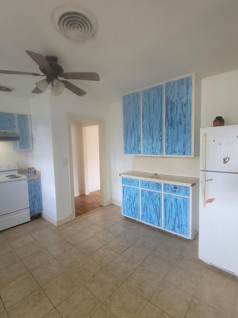 8164 Ranch Road 261