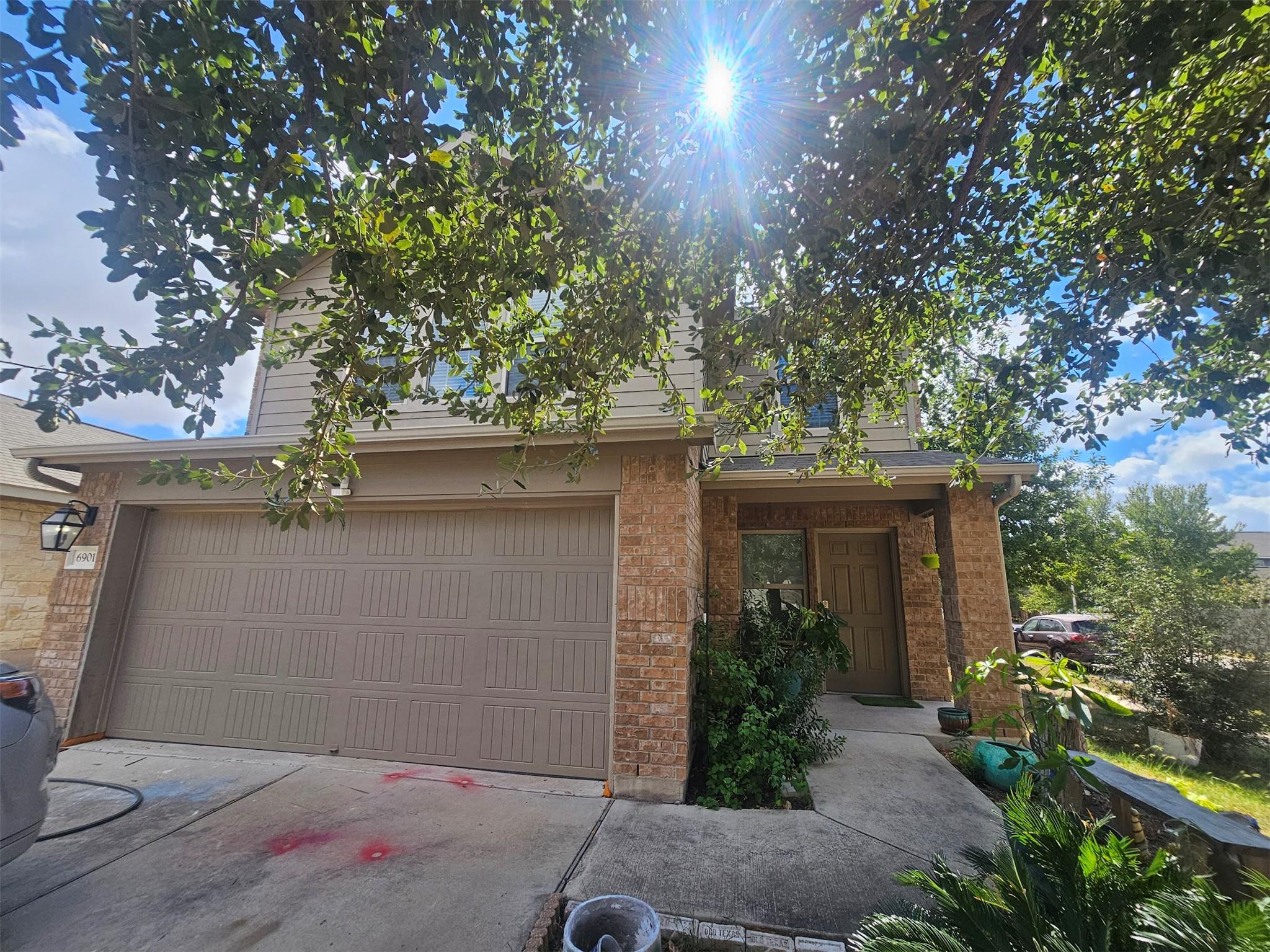 6901 Crestone RD