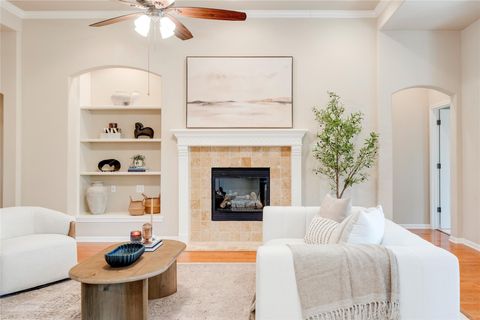 Tiny photo for 6900 Via Ricco DR, Austin, TX 78749 (MLS # 1826422)