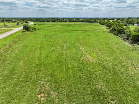 1980 (West Side) Marble Falls TX 78654
