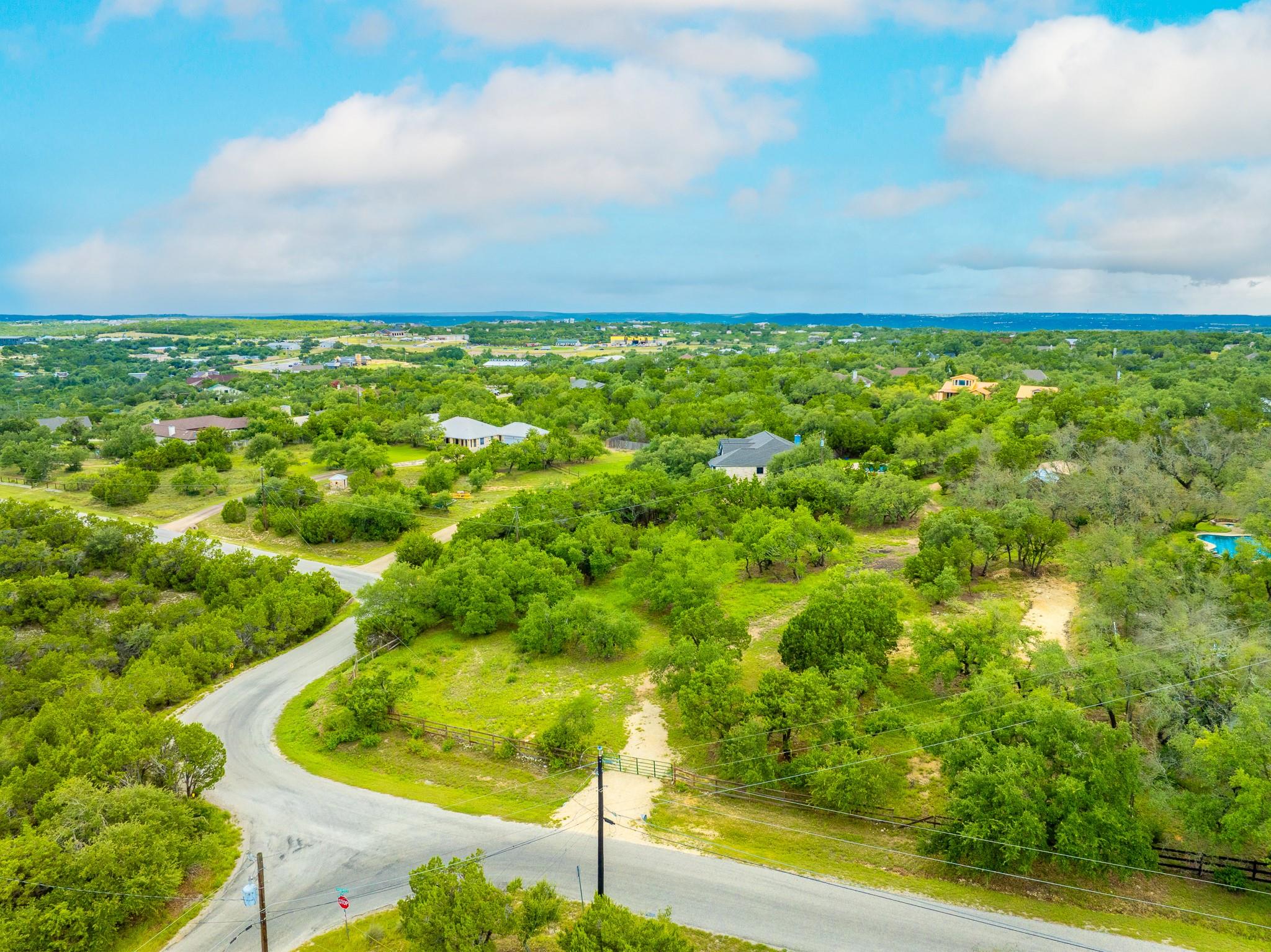 1006 Sundance Ridge DR