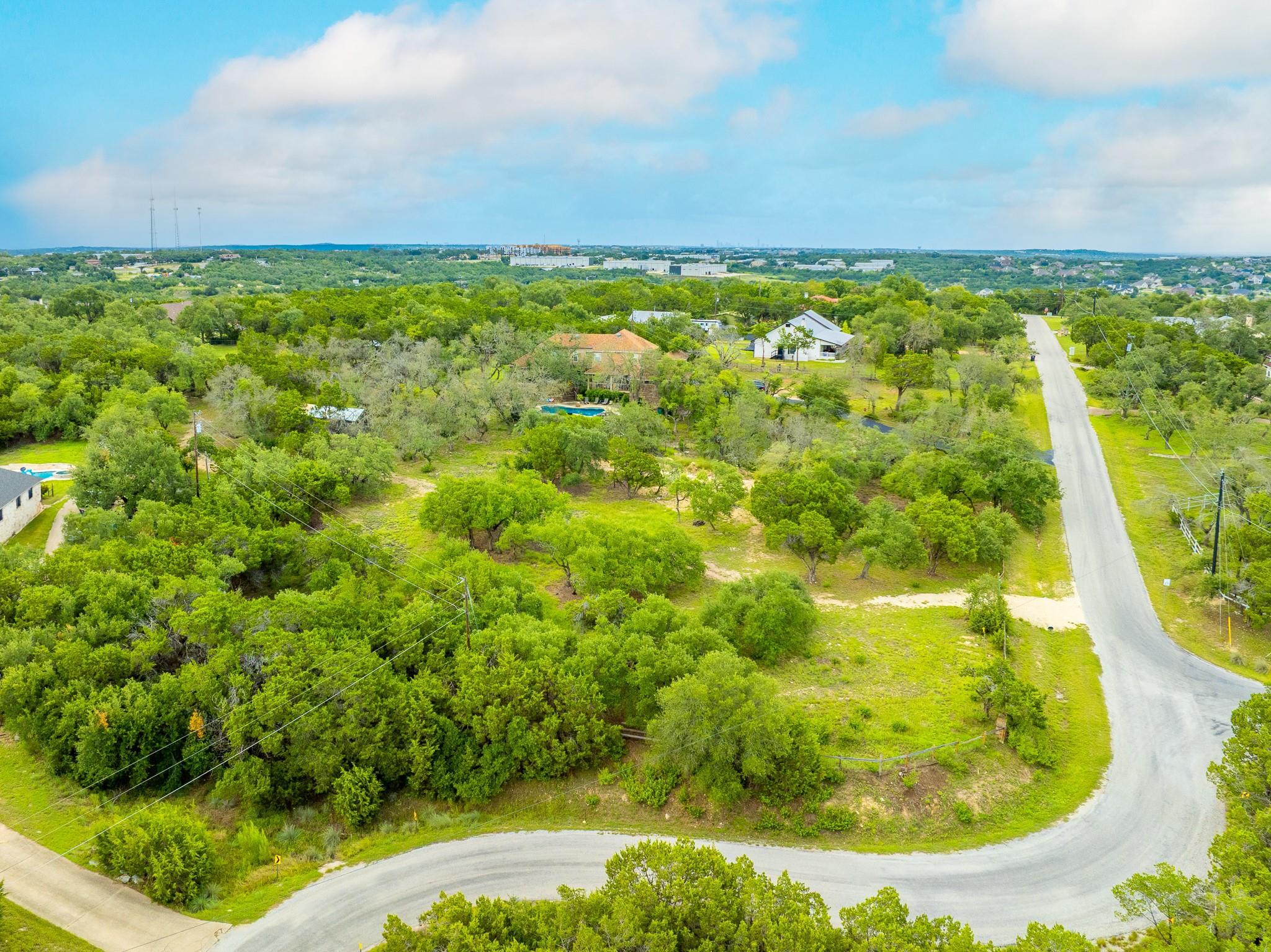 1006 Sundance Ridge DR