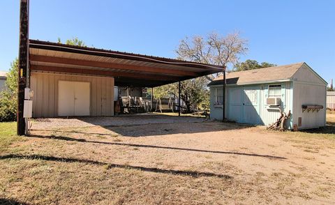 A home in Kingsland