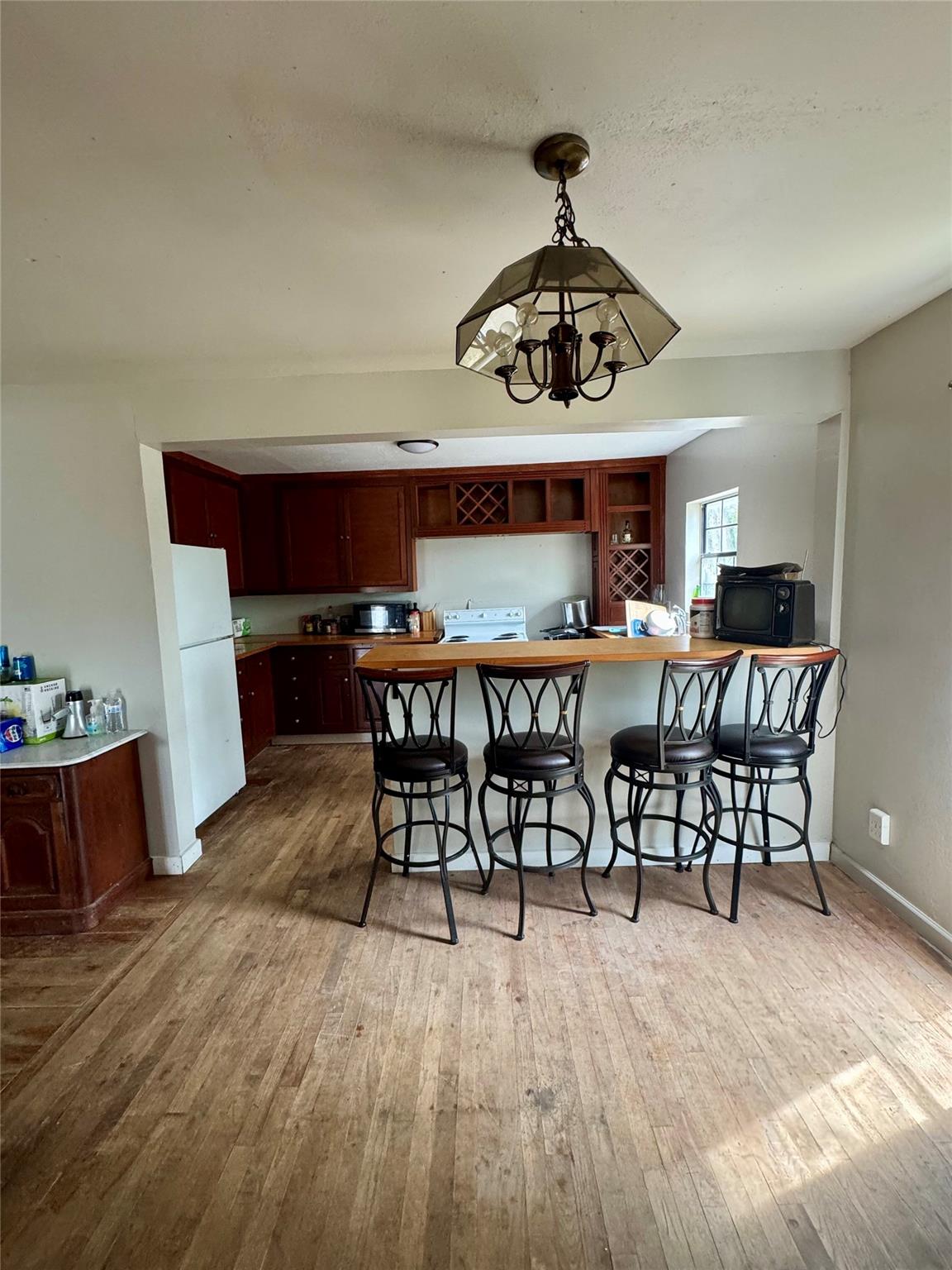 146 Crooked Hollow RD