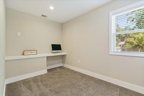 Tiny photo for 935 La Posada DR #158, Austin, TX 78752 (MLS # 8562067)