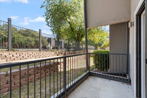 Tiny photo for 935 La Posada DR #158, Austin, TX 78752 (MLS # 8562067)