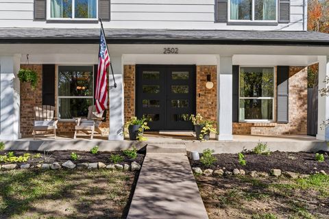 Photo of 2502 Comburg Castle WAY, Austin, TX 78748 (MLS # 2116539)