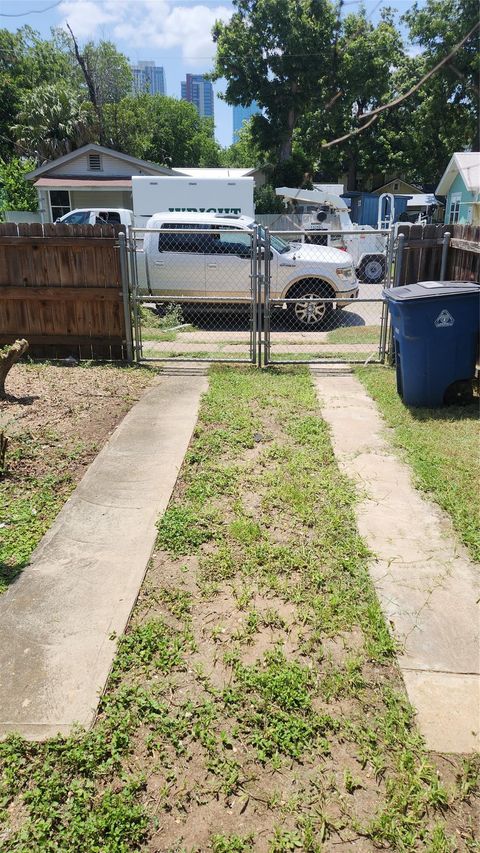 Tiny photo for 85 W Navasota ST, Austin, TX 78702 (MLS # 3823033)