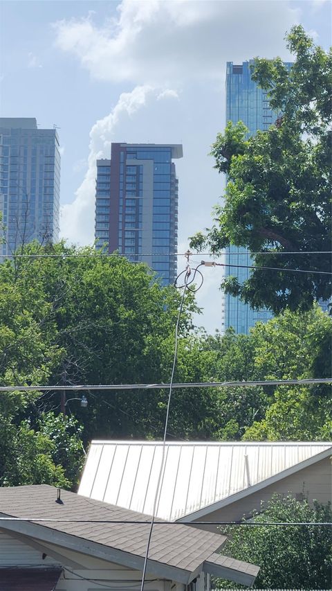 Tiny photo for 85 W Navasota ST, Austin, TX 78702 (MLS # 3823033)
