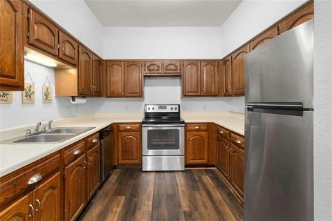Tiny photo for 1910 Robbins PL #103, Austin, TX 78705 (MLS # 6482534)