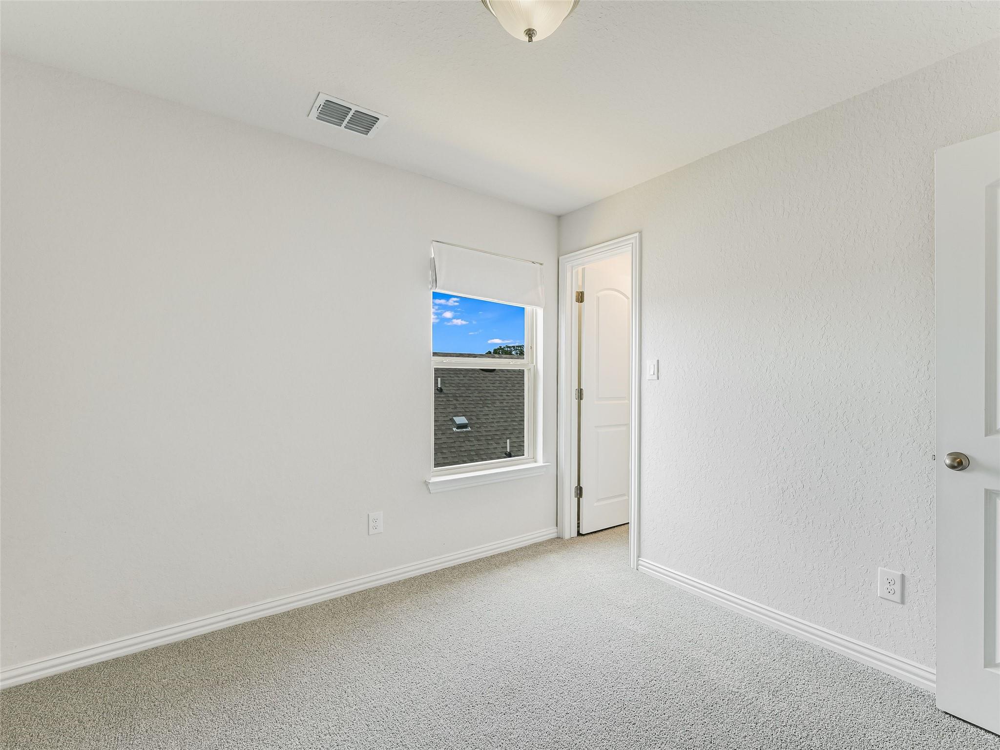 Photo 15 of 21 of 609 Jaboncillo ST house