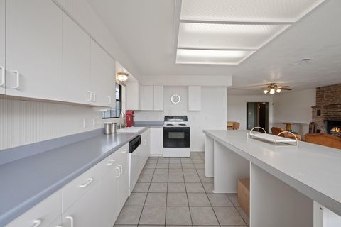 Tiny photo for 25304 Pedernales PT, Spicewood, TX 78669 (MLS # 9858032)